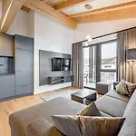 شقة فندقية Summit Seefeld 4*