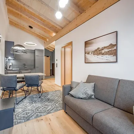 アパートホテル Summit Seefeld 4*