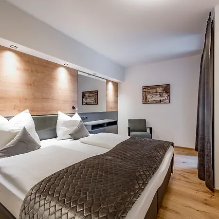 Summit Seefeld アパートホテル